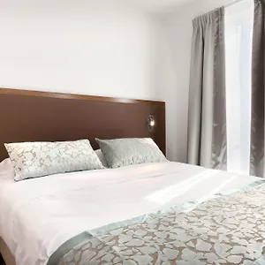 Le Trente 3* Paris