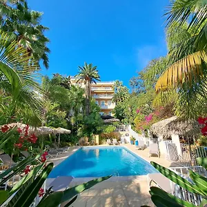 residence-veles-plage.fr-provencehotel.com/